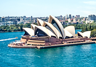 Savoring the Luxurious side of Australia from Reef to Vine